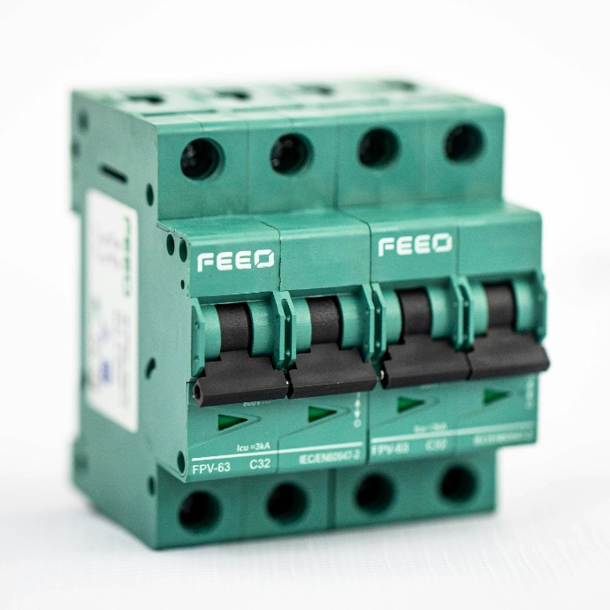 a close up of a three way switch box